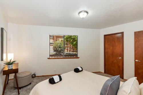 Doormat Vacation Rentals - Sherwood Chalet