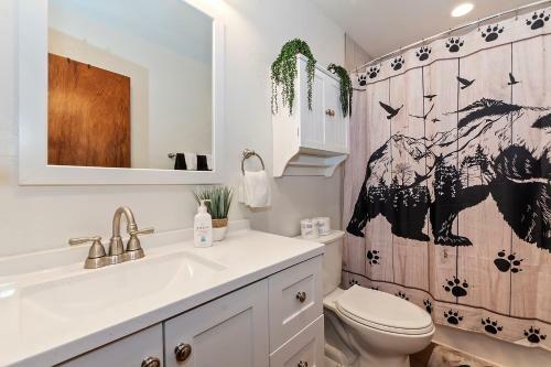 Doormat Vacation Rentals - Sherwood Chalet