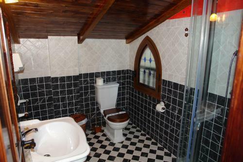Casa Rural Ermita Santa Maria de La Sierra
