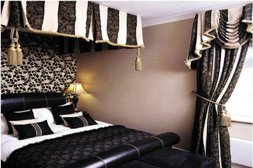 Kings Hotel