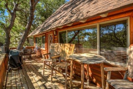 Doormat Vacation Rentals - Moonridge Mountain Manor