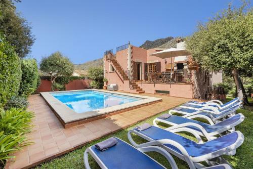 New! Villa Ramis