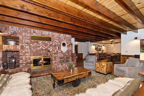 Summit Lodge 2 Home