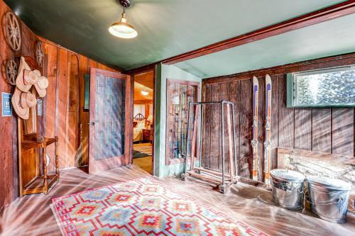 Hobbit House In Big Bear