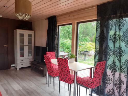 Parila Holiday House With Sauna