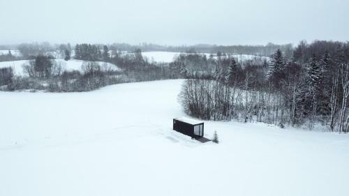 Unique & New Tiny House Getaway In The Nature