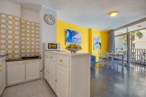 Apartamento Y2f Pool View And Next To The Beach! Very Central!!!