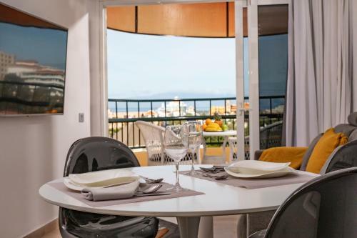Luxury Apartment Boutique In Torres Del Sol