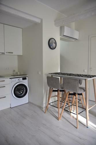 Kerese Apartments