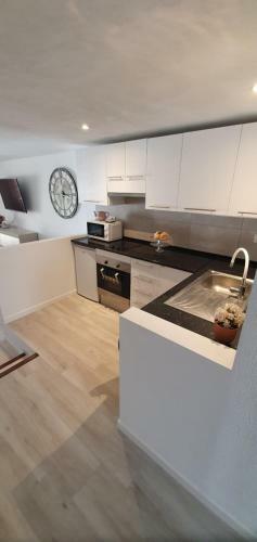 Parque Santiago 2 Luxery 2 Bedroom Apartment