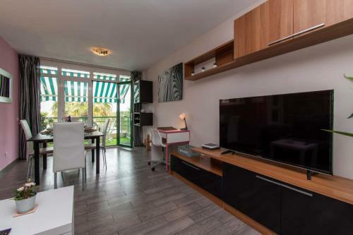 Apartamento Duplex In Las Vi�as