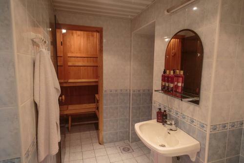3 Bedroom Unique Apartment With Sauna In Old Town