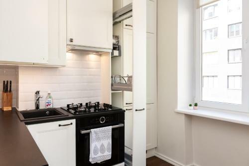 Central Gonsiori 2 Bedroom Cozy Apartment