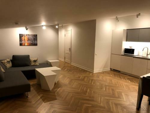 Great Apartament In A Heart Of Tallinn