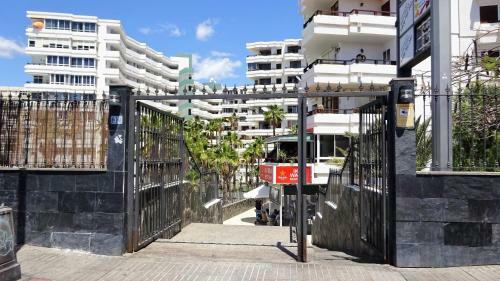 Coconut Friendly Apartment