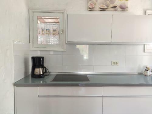 2 Bedroom Bungalow Next Yumbo Center. Free Parking