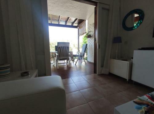 2 Bedroom Bungalow Next Yumbo Center. Free Parking