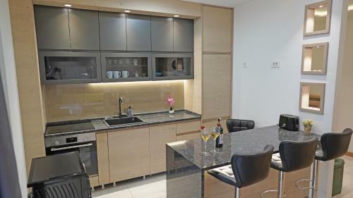 Captain's Apartment