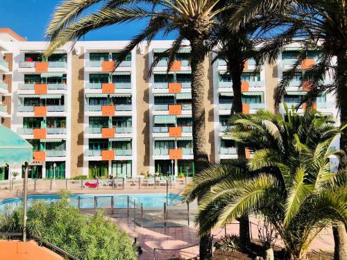 Apartment Palm Trees View Of The Dunes
