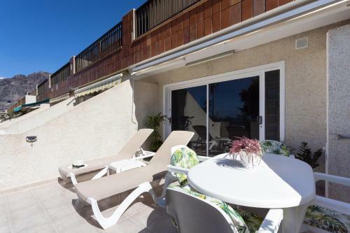 126 Gigantes Cliff Apartment By Sunkeyrents