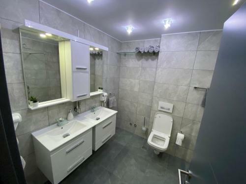 Tesla Lux Apartman
