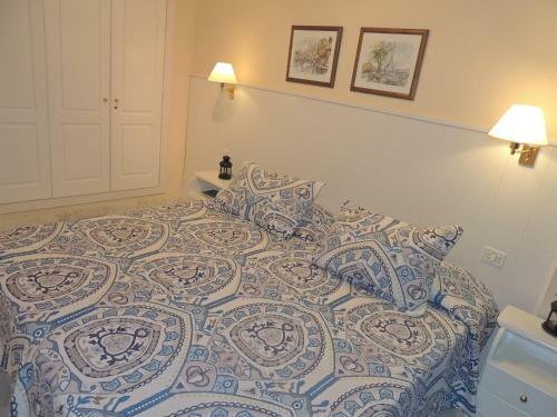 Apartamento Romantic Retreat With Marine View