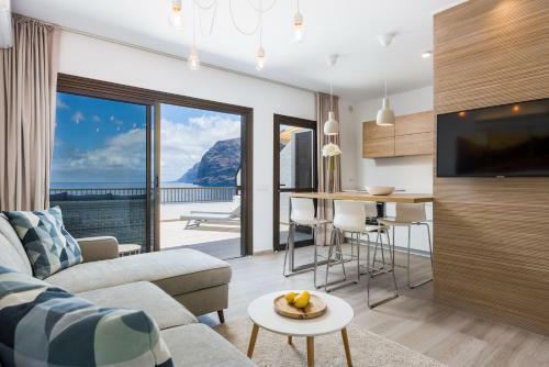 Los Gigantes Cliffs And Ocean View Peaceful Apartment