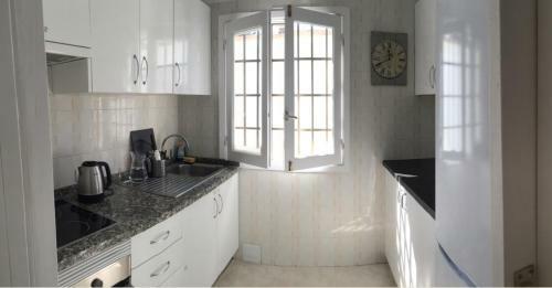 Cozy Vacation Apartment In Los Gigantes