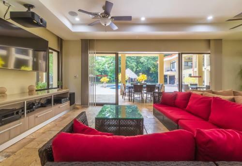Hotel Rancho Haas
