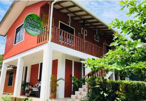 Hotel Cabinas Ensue�os