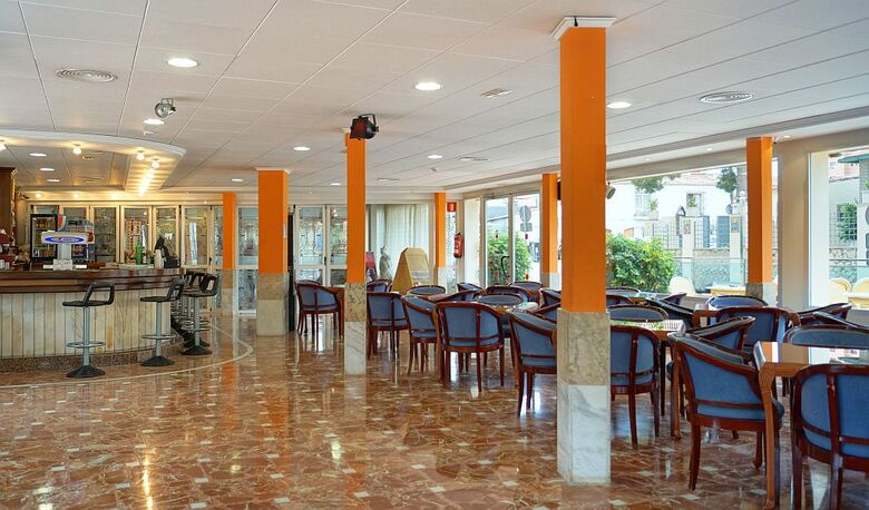 Hotel Calas Marina