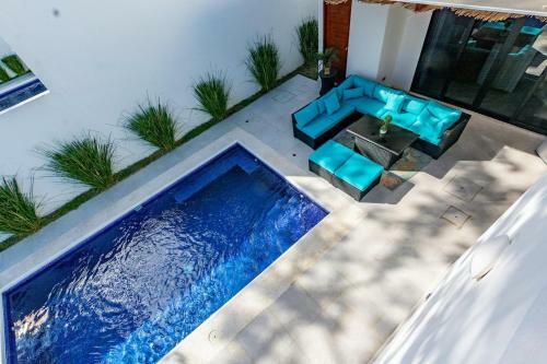 Brand-new 3-bedroom With Pool Near Beach