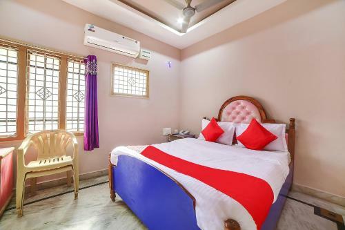 Hotel Oyo 65103 Hashmi Residency