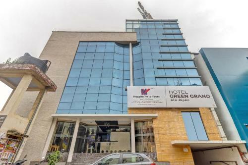 Oyo 84390 Hotel Green Grand