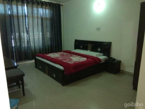 Hotel Basera
