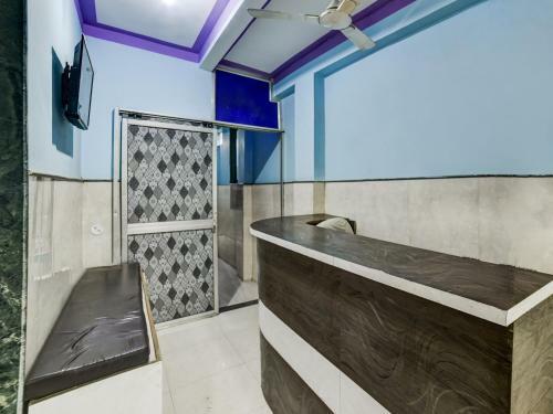 Spot On 82187 Hotel Hindustan