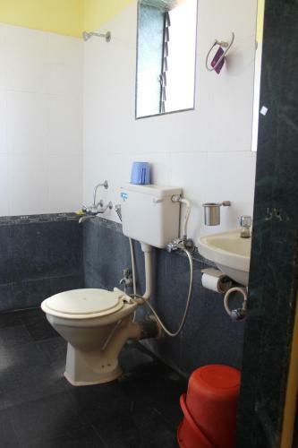Hotel Raviraj Residency