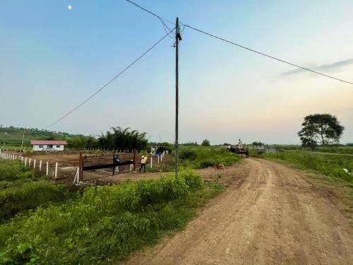 Esha Farm,s