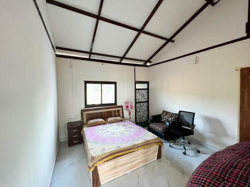 Esha Farm,s