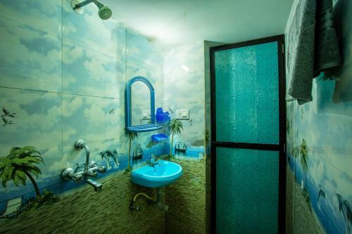 Hostal Santana Guest House