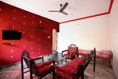 Hostal Santana Guest House