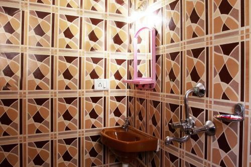 Hostal Santana Guest House