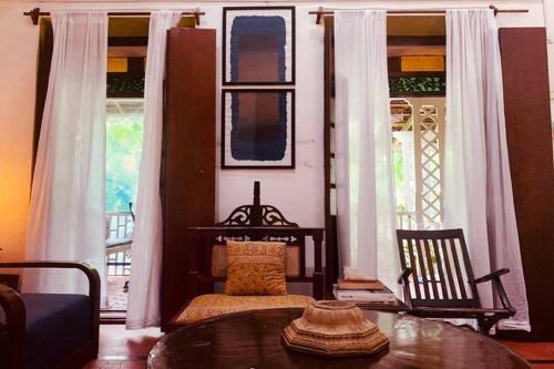 Chapter Two - An Artful Portuguese Villa With Pool