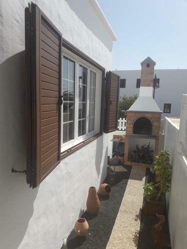Villa Corona Roses