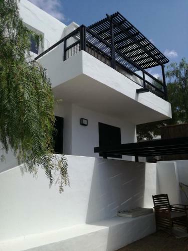 Villa Sorondongo Beach & Garden