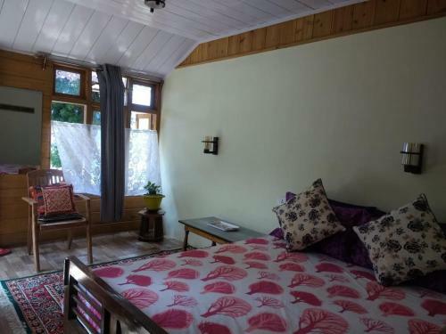 Travellers Homestay-offbeat Destination