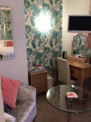 Hostal Birchleigh Guest House