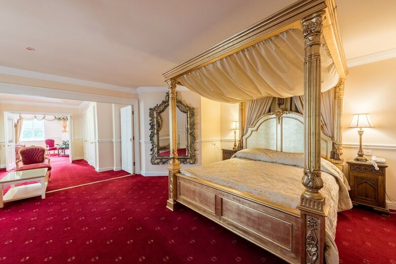 Grange Hotel
