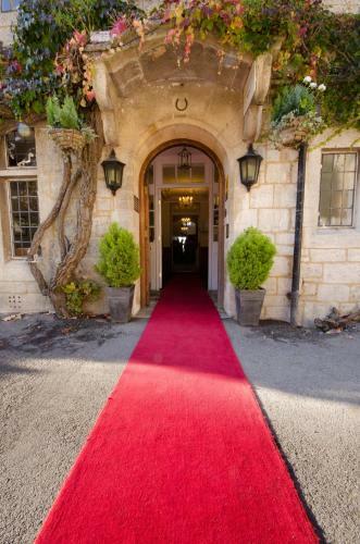 Hatton Court Hotel
