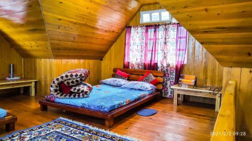 Solitude In Himalayas, Cottage